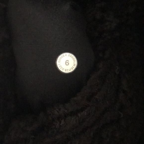 Lululemon Reversible Sherpa Bomber Jacket - Picture 6 of 6